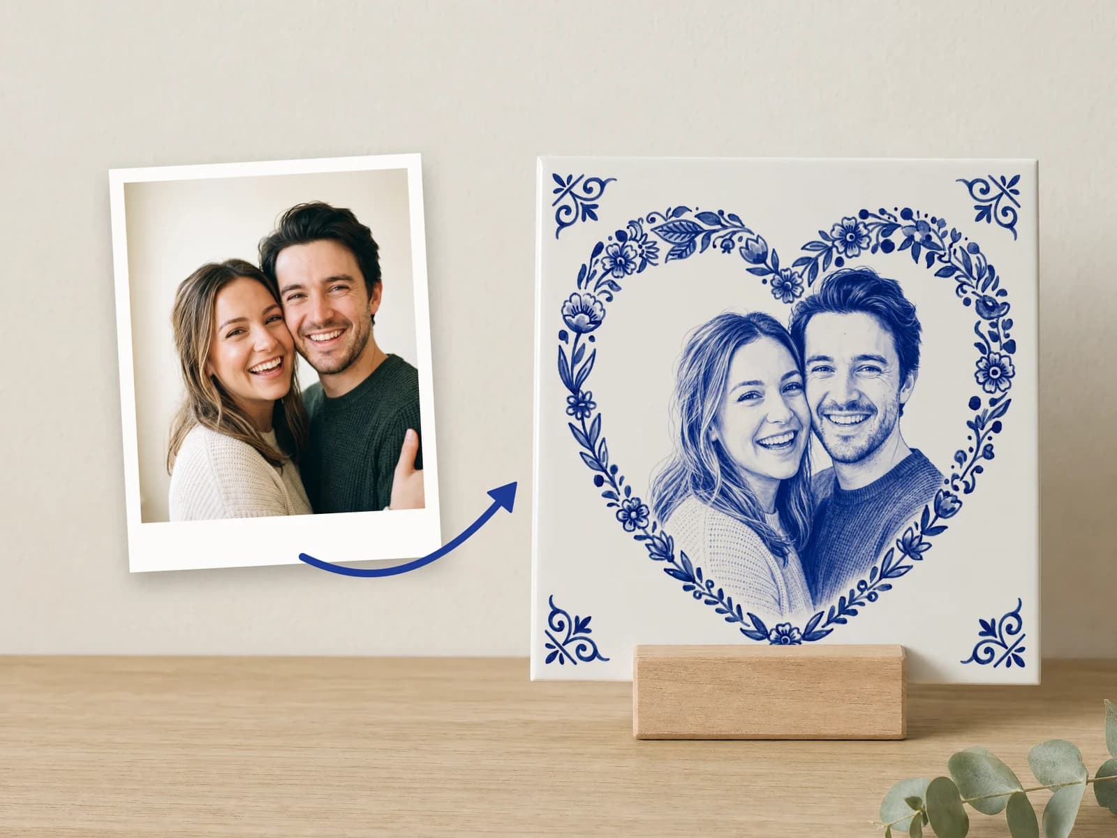 Left the original photo of a couple on the beach, right the same couple redrawn in Delft Blue on a tile