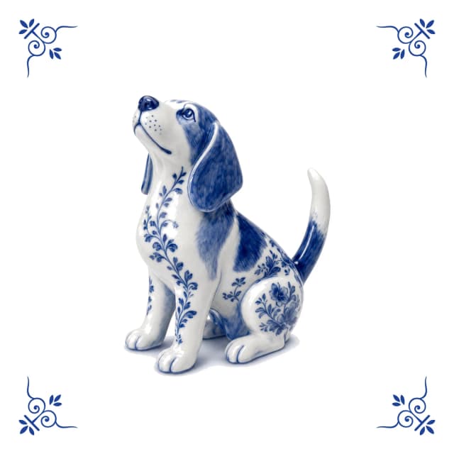 Beagle, Delft blue tile